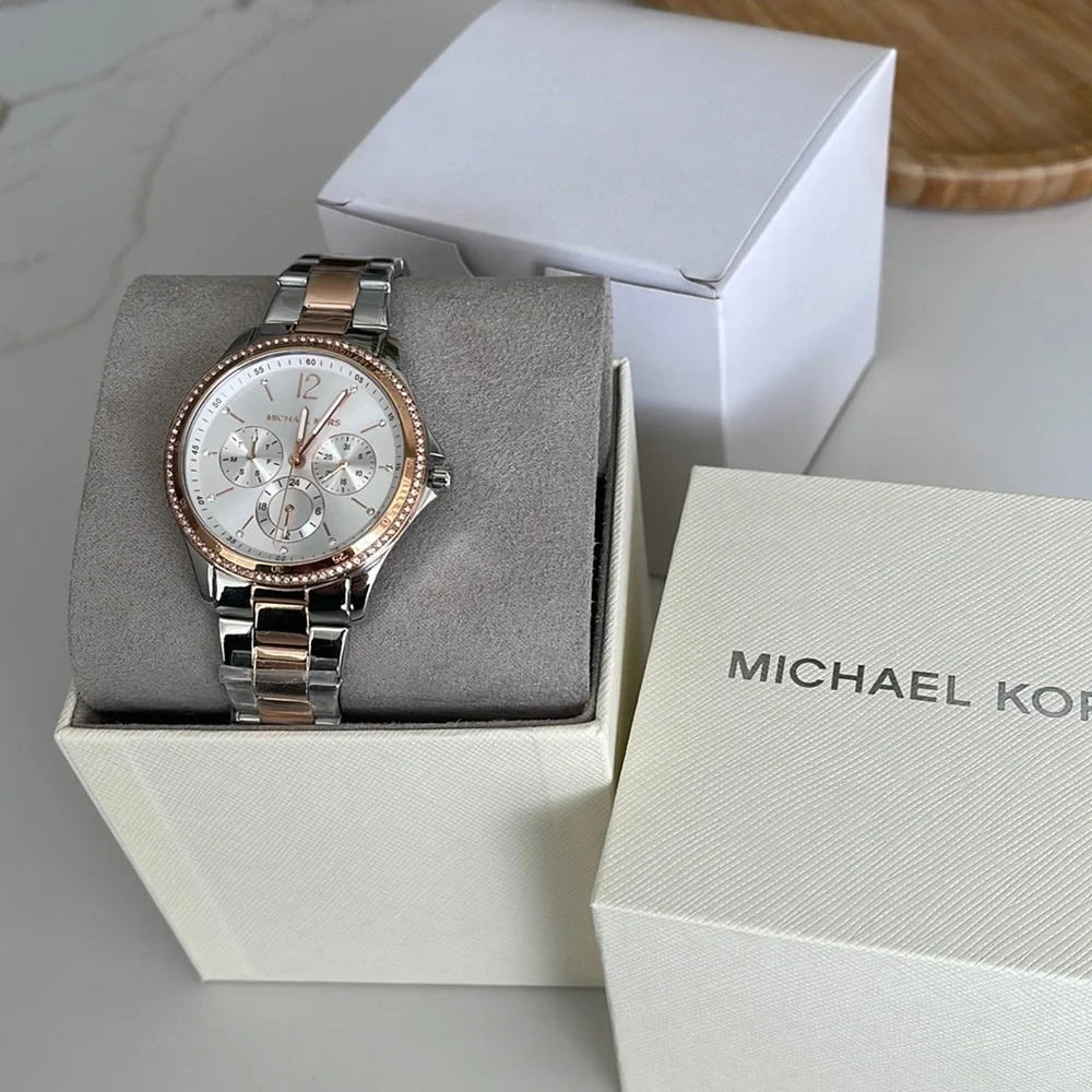 MICHAEL KORS Women's Bracelet Watch, 39mm - Picture 2 of 7